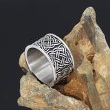 Bague viking loup fenrir vue de l'arrière