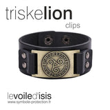 bracelet viking plaque triskele et runes or cuir noir clips sur fond blanc